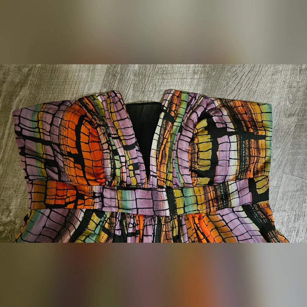 Strapless BCBG Colorful Snake Skin Empire Wait Dress. Size 2 - Picture 4 of 5